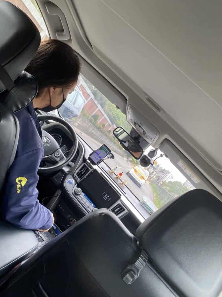 坐Uber前往永豐高中（考試場地）